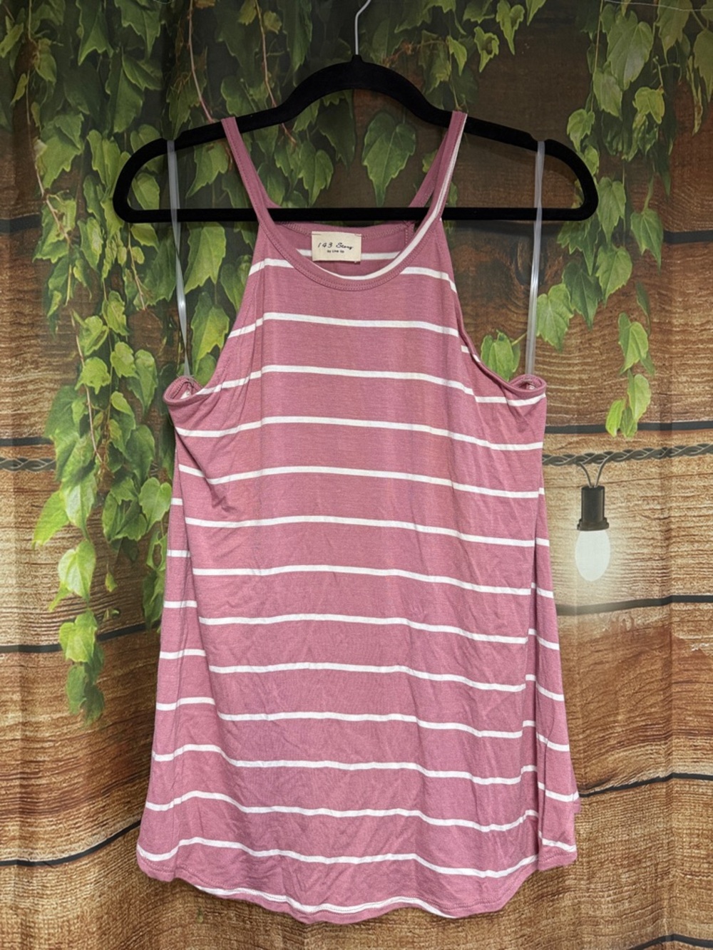 🦋 EUC 1.4.3. Story by Line Up Mauve Pink and White Striped Racerback Tank